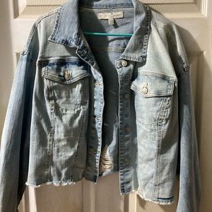 3/$23 Cato distressed Womens plus size denim jean jacket. Size 22/24 plus